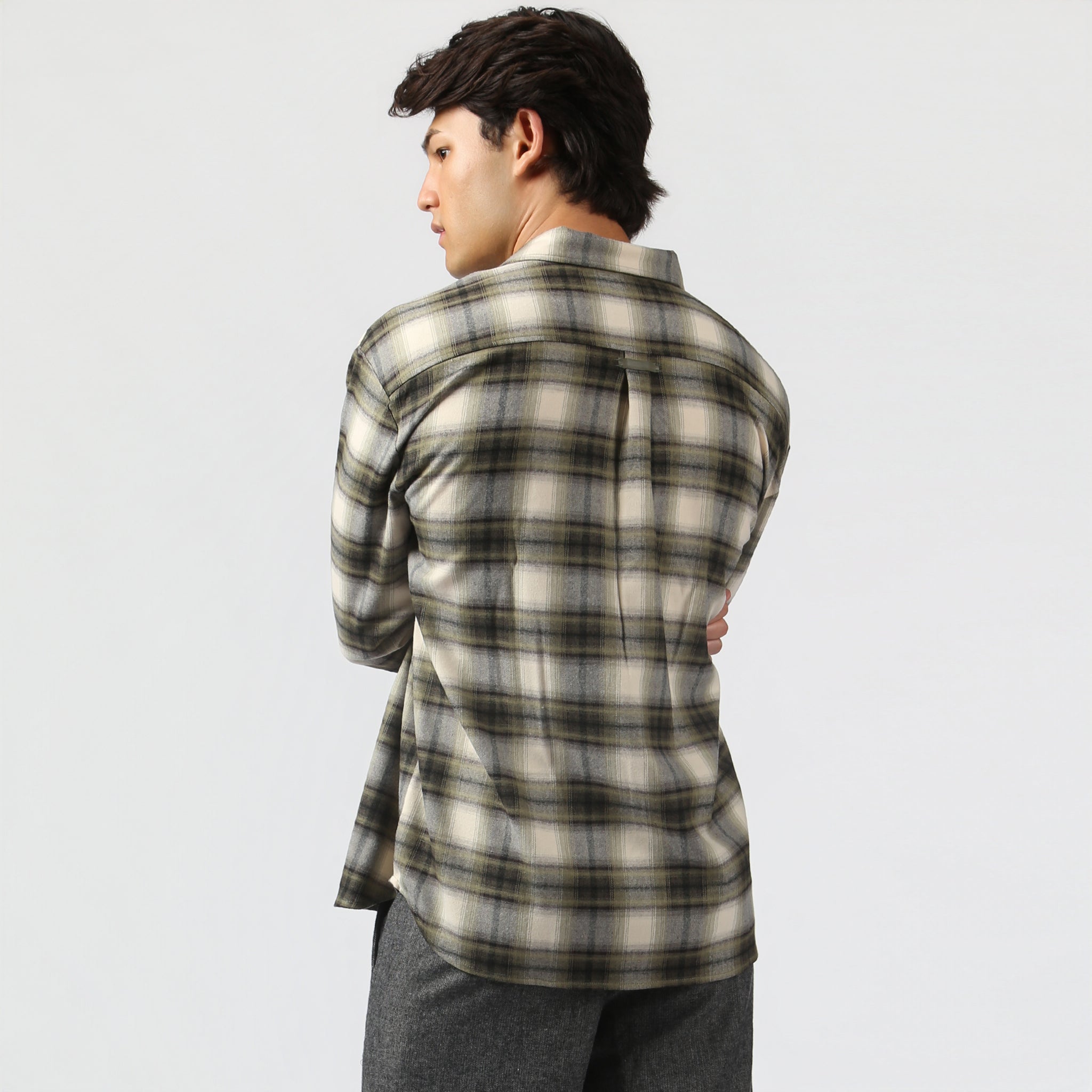 NEW- Juniper Skye Plaid Shirt