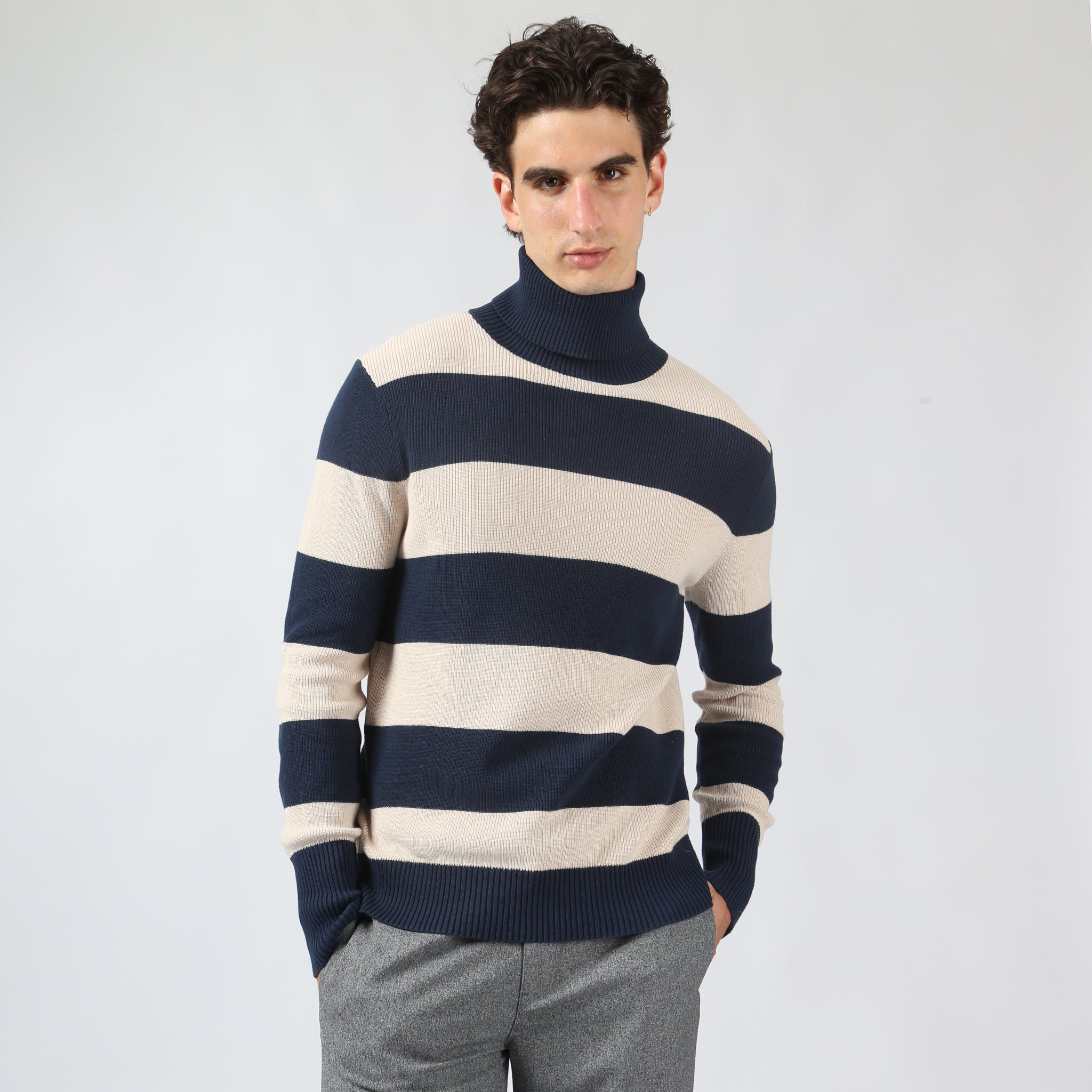 Midnight Snowdon Turtleneck